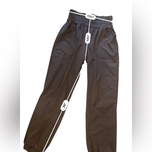 New In Women’s Size Medium Gray High-Waist Jogger Pants - Picture 10 of 12